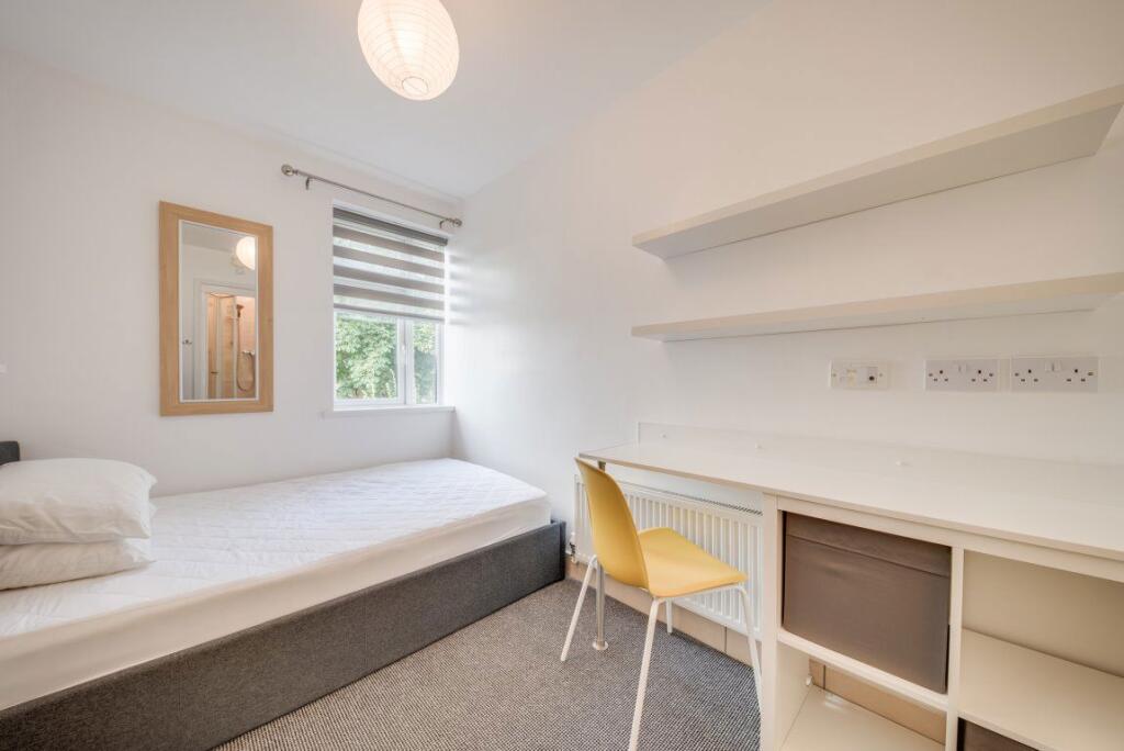 5 bed Detached for rent in Canterbury. From Leydon Lettings