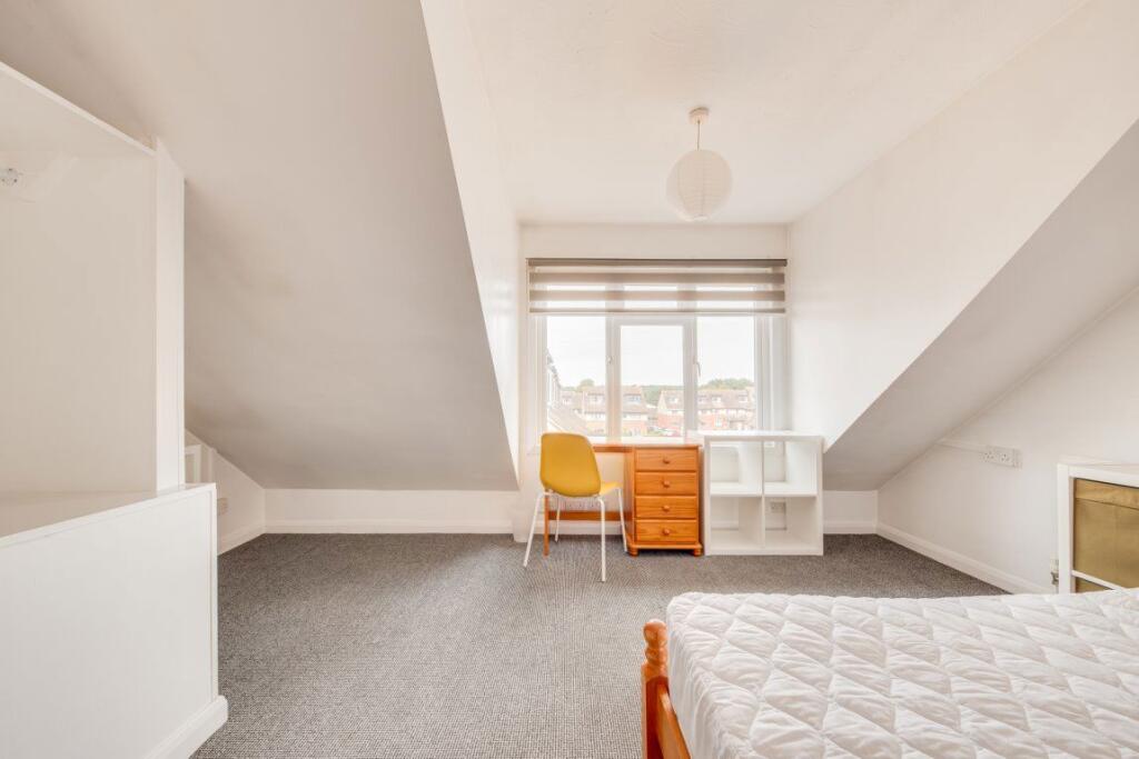 1 bed Detached for rent in Canterbury. From Leydon Lettings