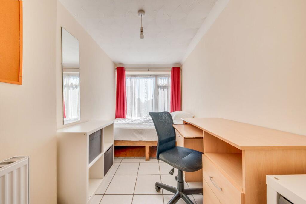 1 bed Detached for rent in Tyler Hill. From Leydon Lettings