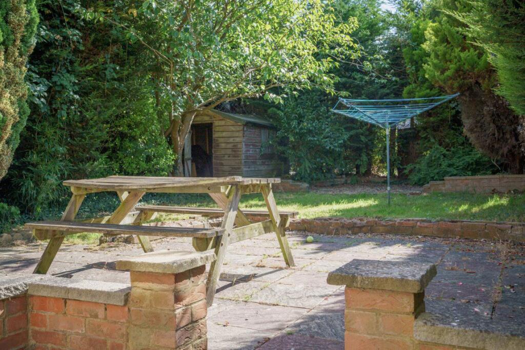 4 bed Detached for rent in Canterbury. From Leydon Lettings