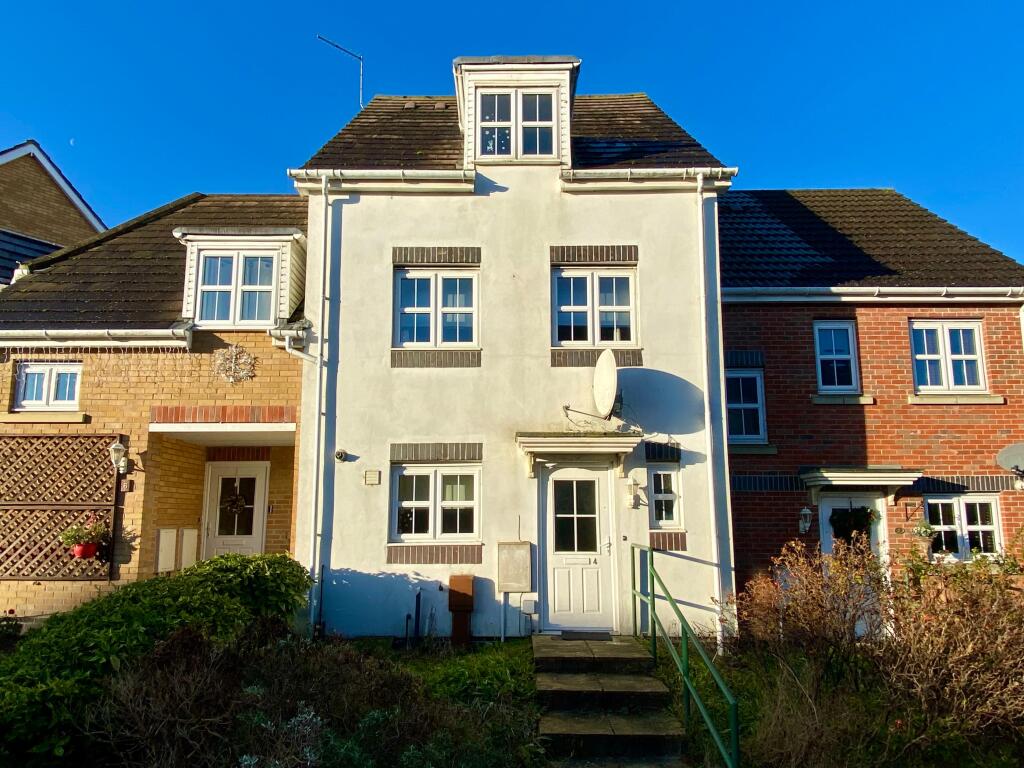 4 bed Mid Terraced House for rent in Haverhill. From Belvoir - Bury St Edmunds