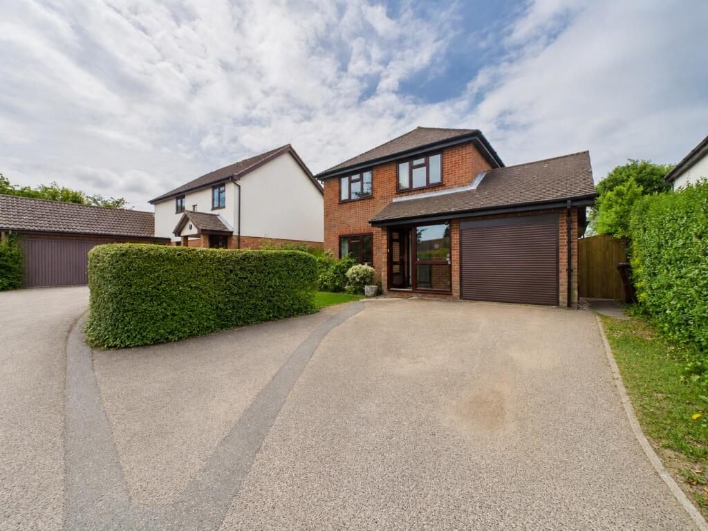 4 bed Detached for rent in . From Belvoir - Bury St Edmunds
