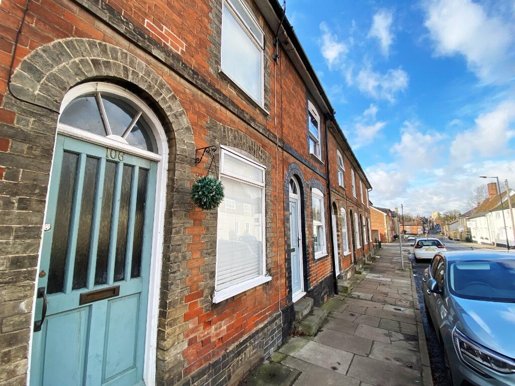 2 bed Mid Terraced House for rent in Bury St Edmunds. From Belvoir - Bury St Edmunds