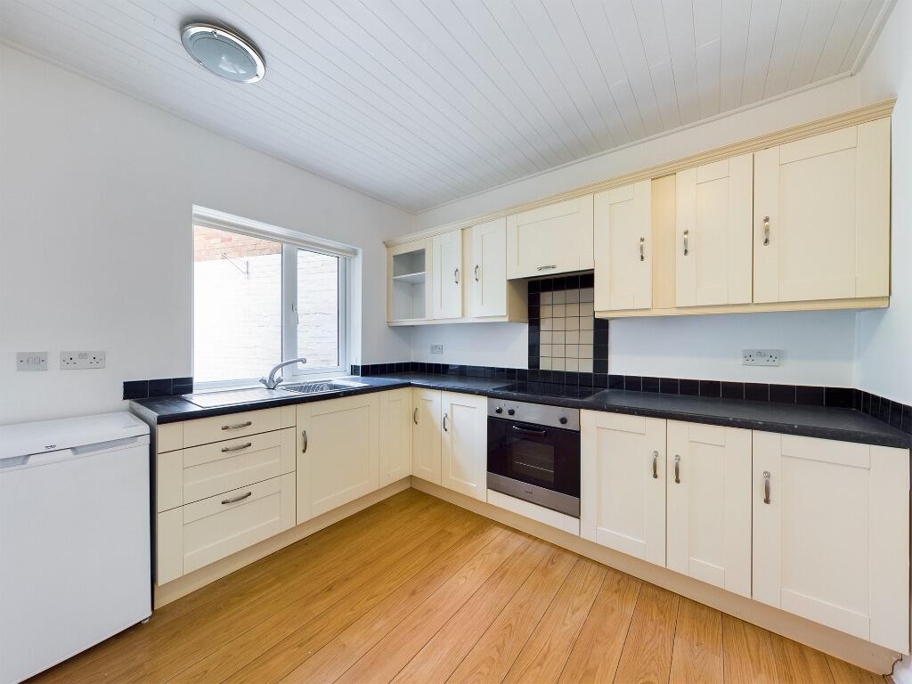 3 bed Mid Terraced House for rent in Bury St Edmunds. From Belvoir - Bury St Edmunds 3 bed Mid Terraced House for rent in Bury St Edmunds. From Belvoir - Bury St Edmunds