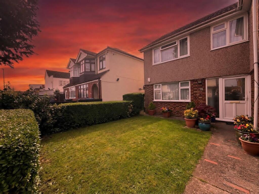 2 bed Annexe for rent in Waltham Cross. From Target Property - Edmonton