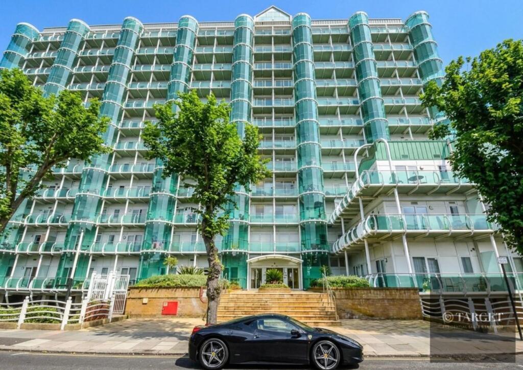 1 bed 1st Floor Flat for rent in Crews Hill. From Target Property - Edmonton