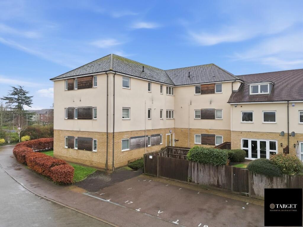 2 bed 1st Floor Flat for rent in Wormley West End. From Target Property - Edmonton