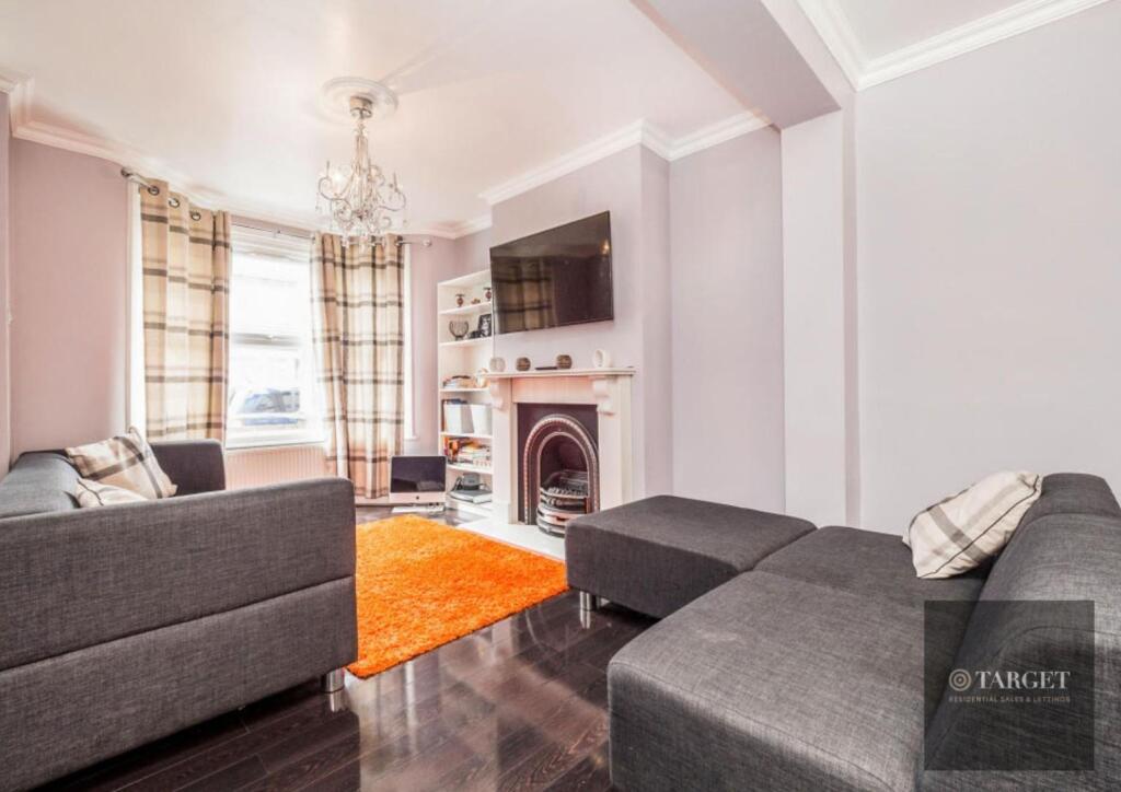 2 bed Detached for rent in Barking. From Target Property - Edmonton 2 bed Detached for rent in Barking. From Target Property - Edmonton