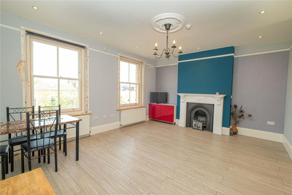 2 bed Apartment for rent in Stoke Newington. From Drivers and Norris