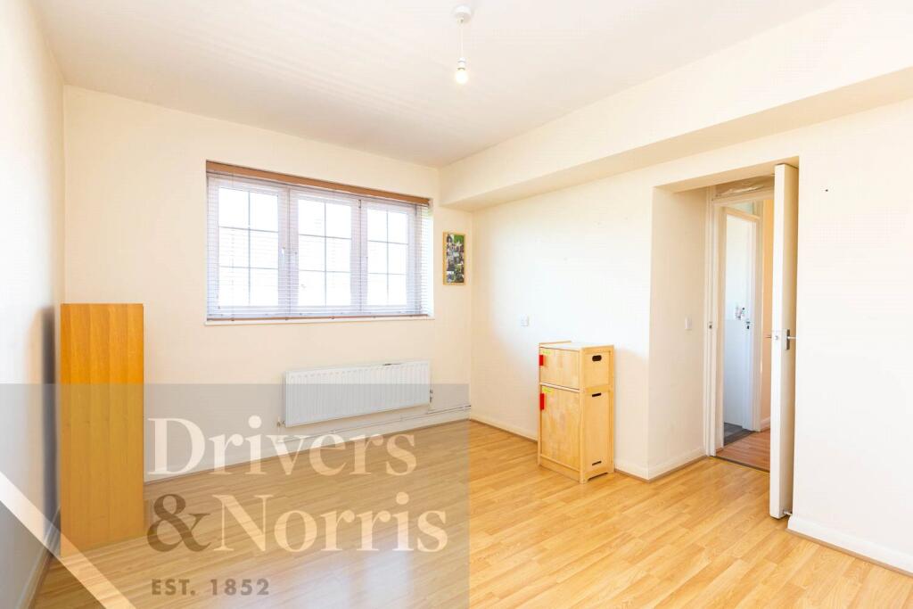 2 bed Apartment for rent in London. From Drivers & Norris - Islington - Sales