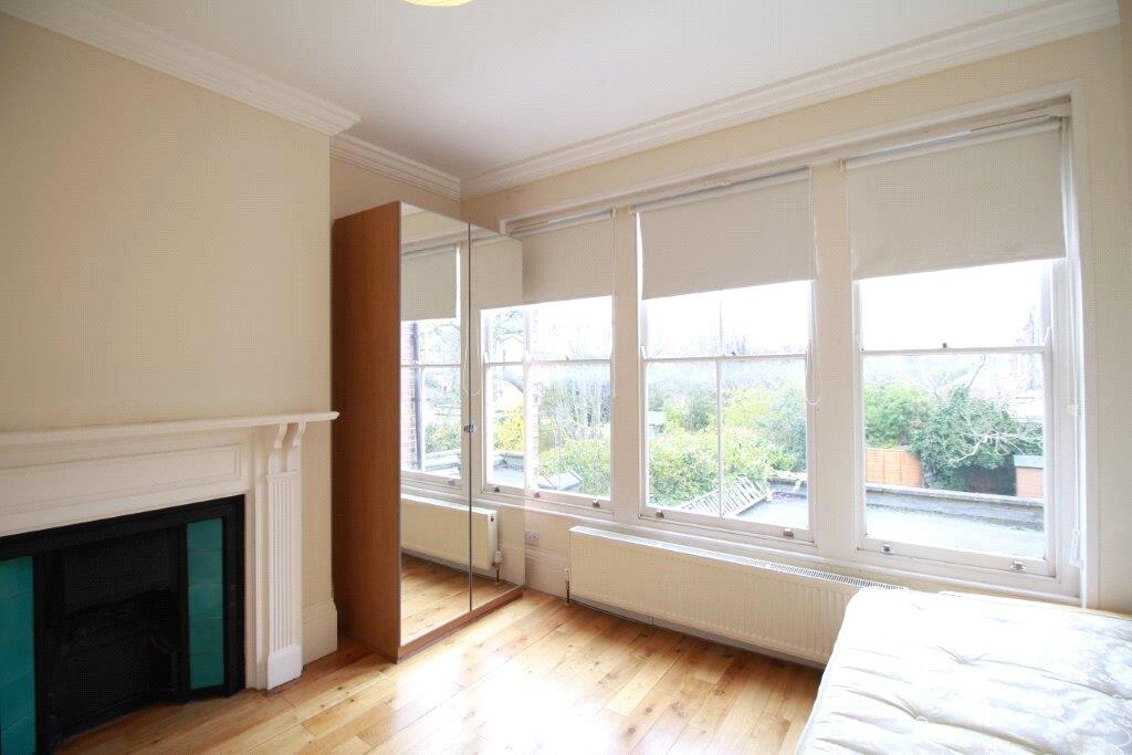 4 bed Apartment for rent in London. From Drivers & Norris - Islington - Sales