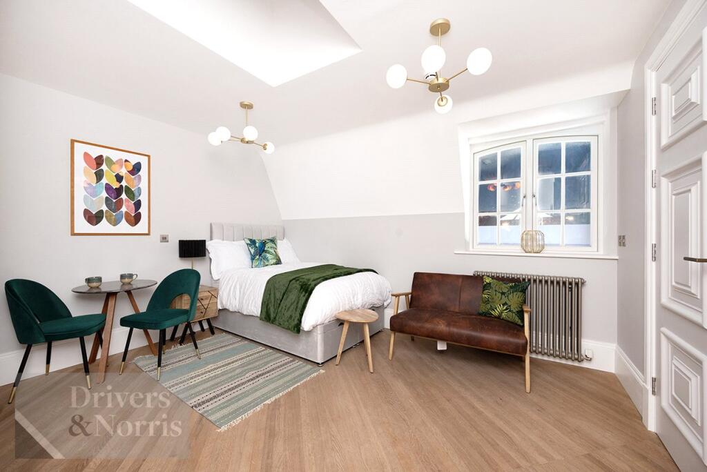 4 bed Apartment for rent in London. From Drivers & Norris - Islington - Sales