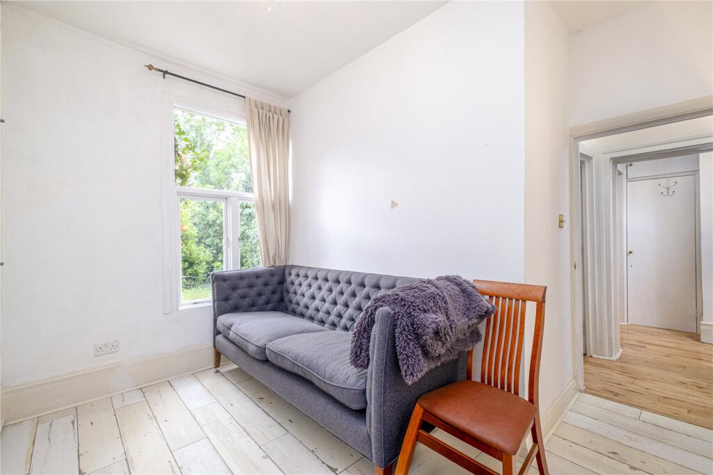 2 bed Apartment for rent in London. From Drivers & Norris - Islington - Sales