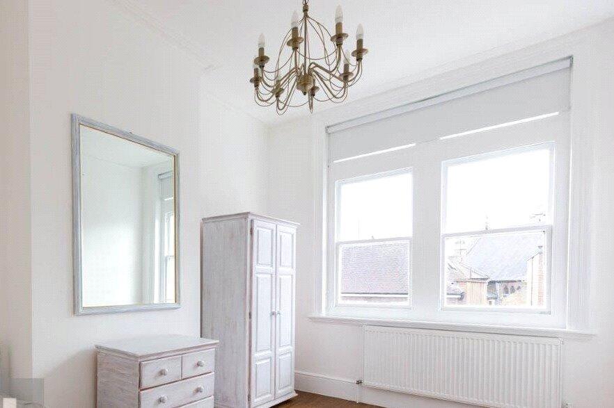 4 bed Apartment for rent in London. From Drivers & Norris - Islington - Sales