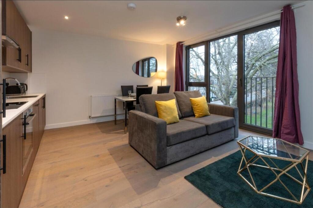 2 bed Apartment for rent in London. From Drivers & Norris - Islington - Sales