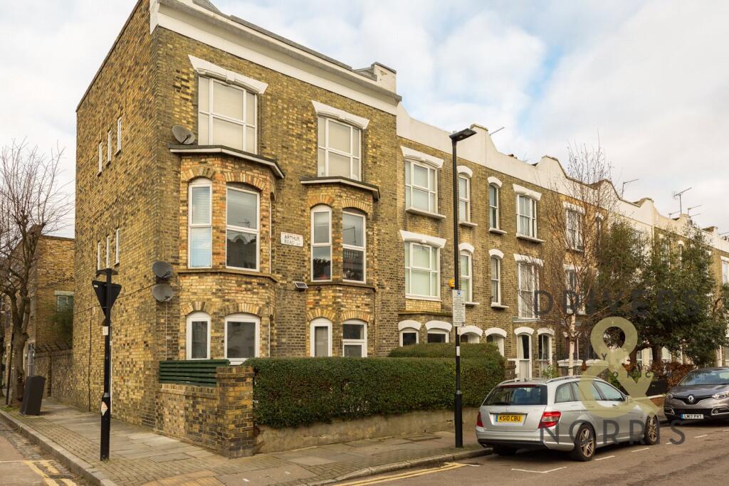 2 bed Apartment for rent in London. From Drivers & Norris - Islington - Sales