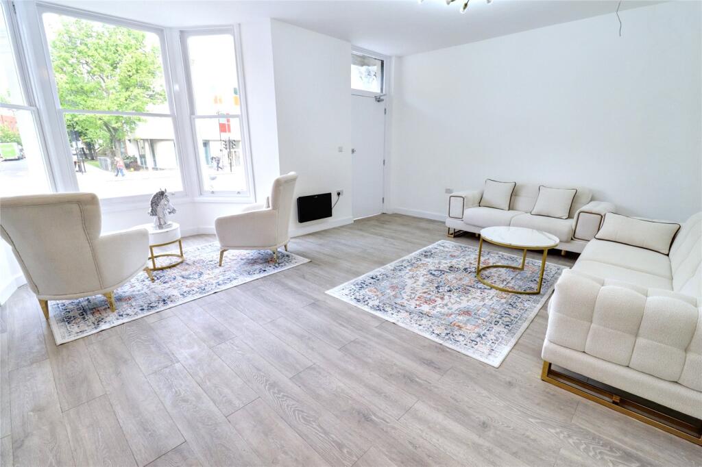 2 bed Apartment for rent in London. From Drivers & Norris - Islington - Sales