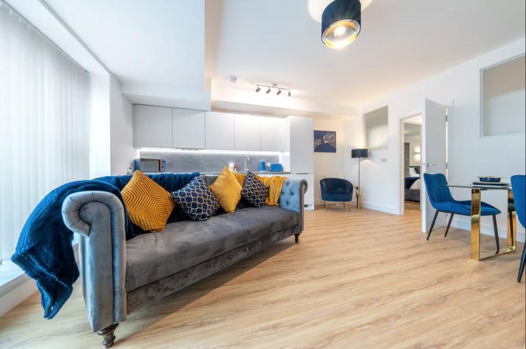 2 bed Apartment for rent in Potters Bar. From Drivers & Norris - Islington - Sales