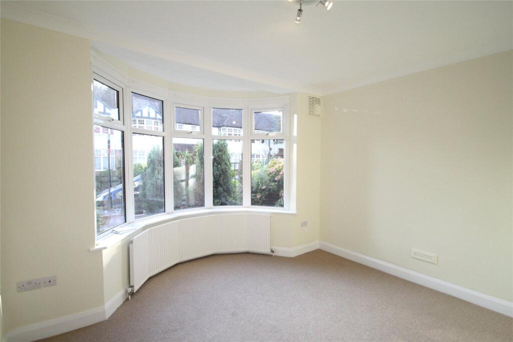 1 bed Apartment for rent in Islington. From Drivers & Norris - Islington - Sales