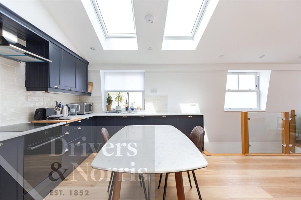 1 bed End of Terrace for rent in London. From Drivers & Norris - Islington - Sales