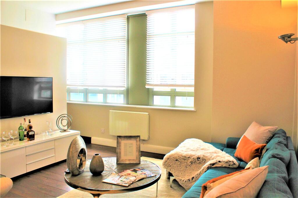 2 bed Apartment for rent in London. From Drivers & Norris - Islington - Sales