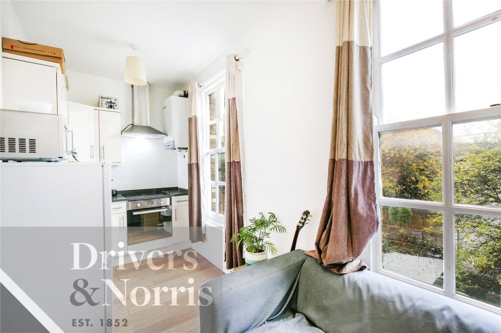 2 bed Apartment for rent in Camden Town. From Drivers & Norris - Islington - Sales 2 bed Apartment for rent in Camden Town. From Drivers & Norris - Islington - Sales