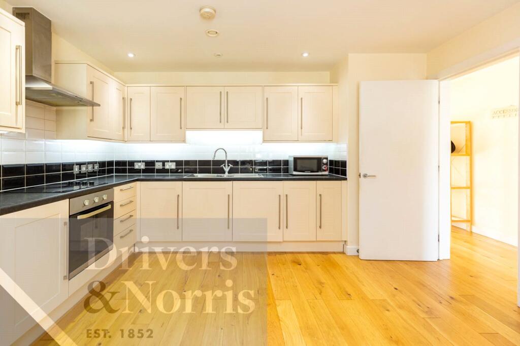 2 bed Apartment for rent in London. From Drivers & Norris - Islington - Sales