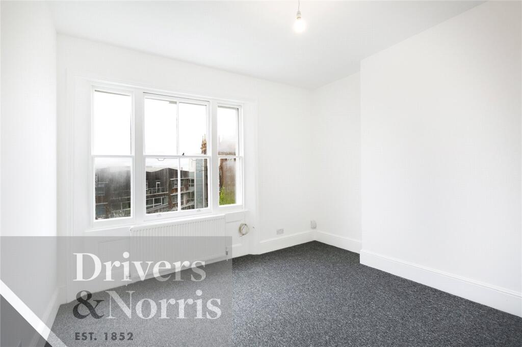5 bed Apartment for rent in Camden Town. From Drivers & Norris - Islington - Sales
