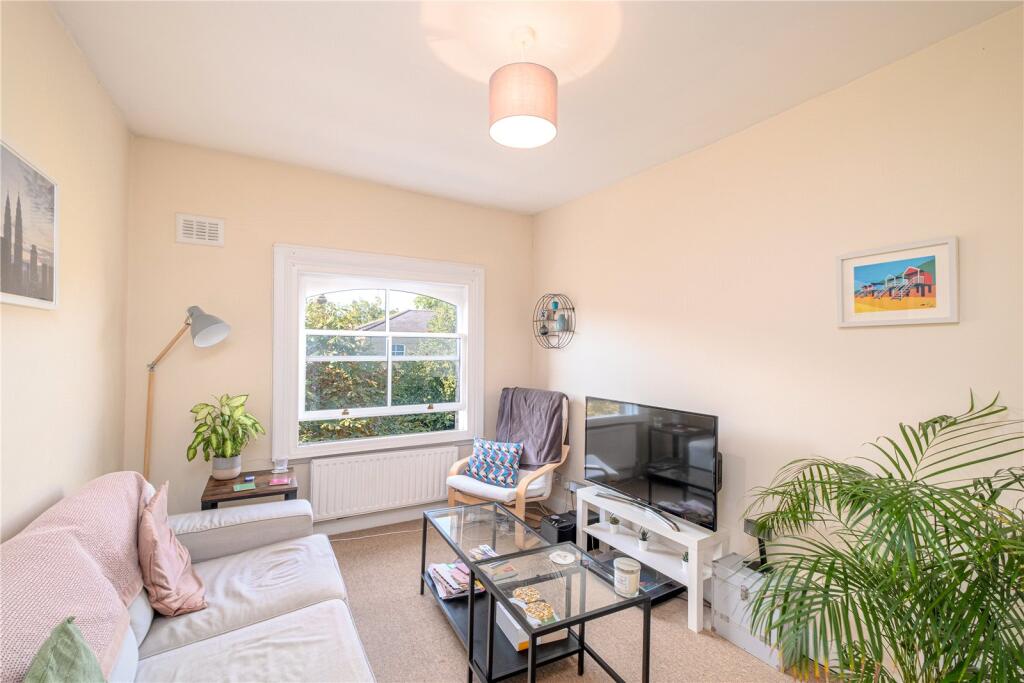 1 bed Apartment for rent in Camden Town. From Drivers & Norris - Islington - Sales
