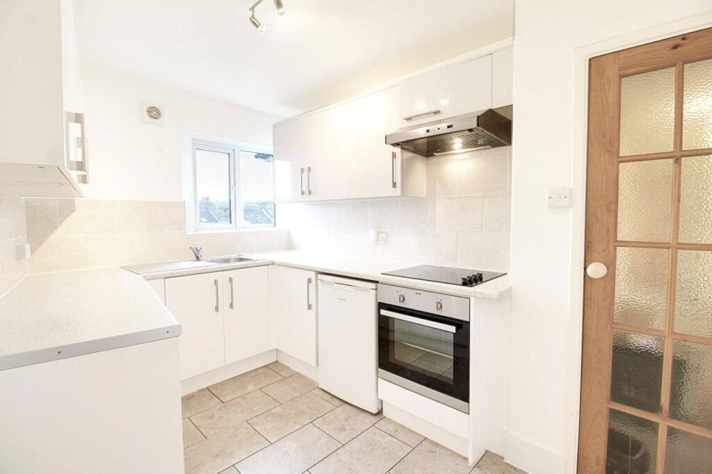 3 bed Apartment for rent in Hornsey. From Drivers & Norris - Islington - Sales