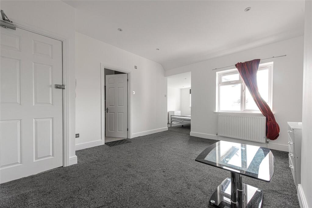 4 bed Apartment for rent in Bushey. From Drivers & Norris - Islington - Sales