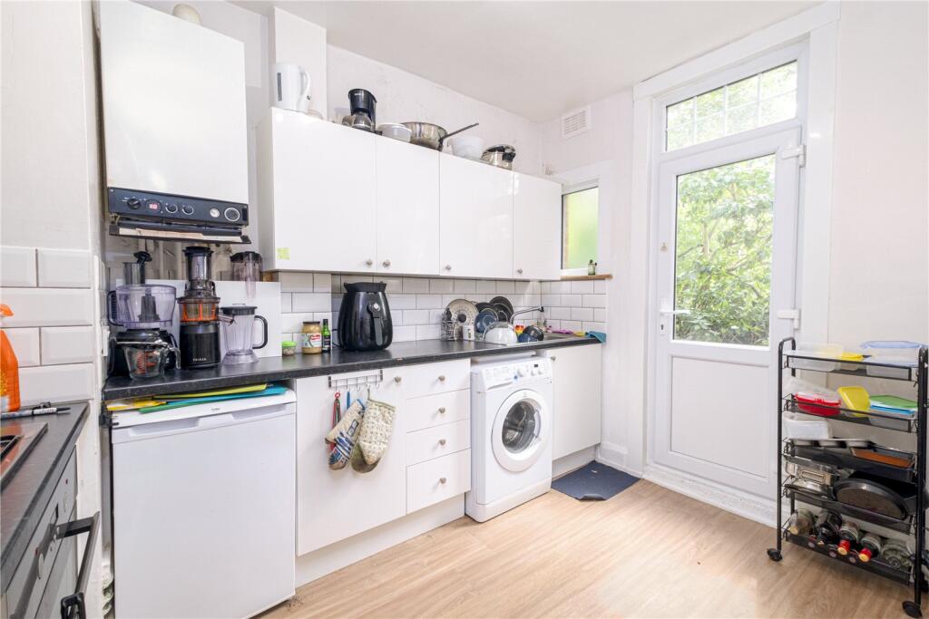 1 bed Apartment for rent in Islington. From Drivers & Norris - Islington - Sales