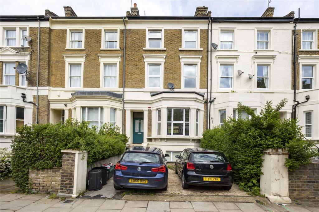 3 bed Apartment for rent in Camden Town. From Drivers & Norris - Islington - Sales