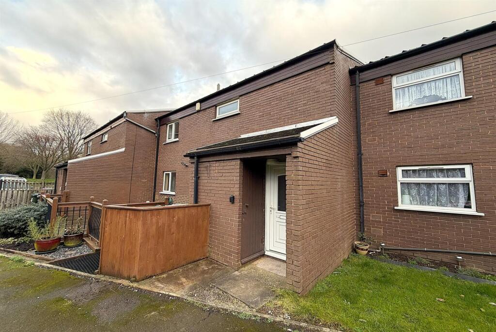 2 bed 1st Floor Flat for rent in Rotherham. From 2Roost - Sheffield