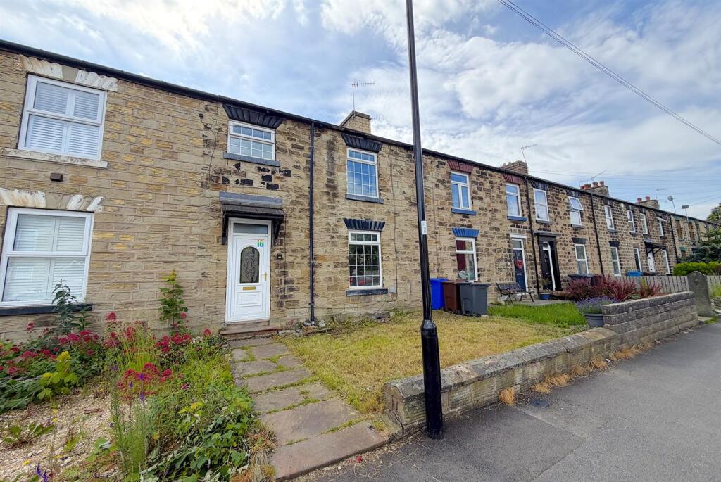 4 bed Mid Terraced House for rent in Sheffield. From 2Roost - Sheffield