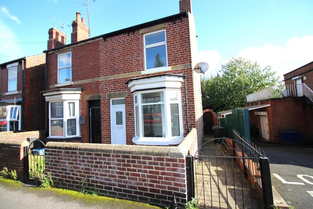 2 bed Detached for rent in Swallownest. From 2Roost - Sheffield
