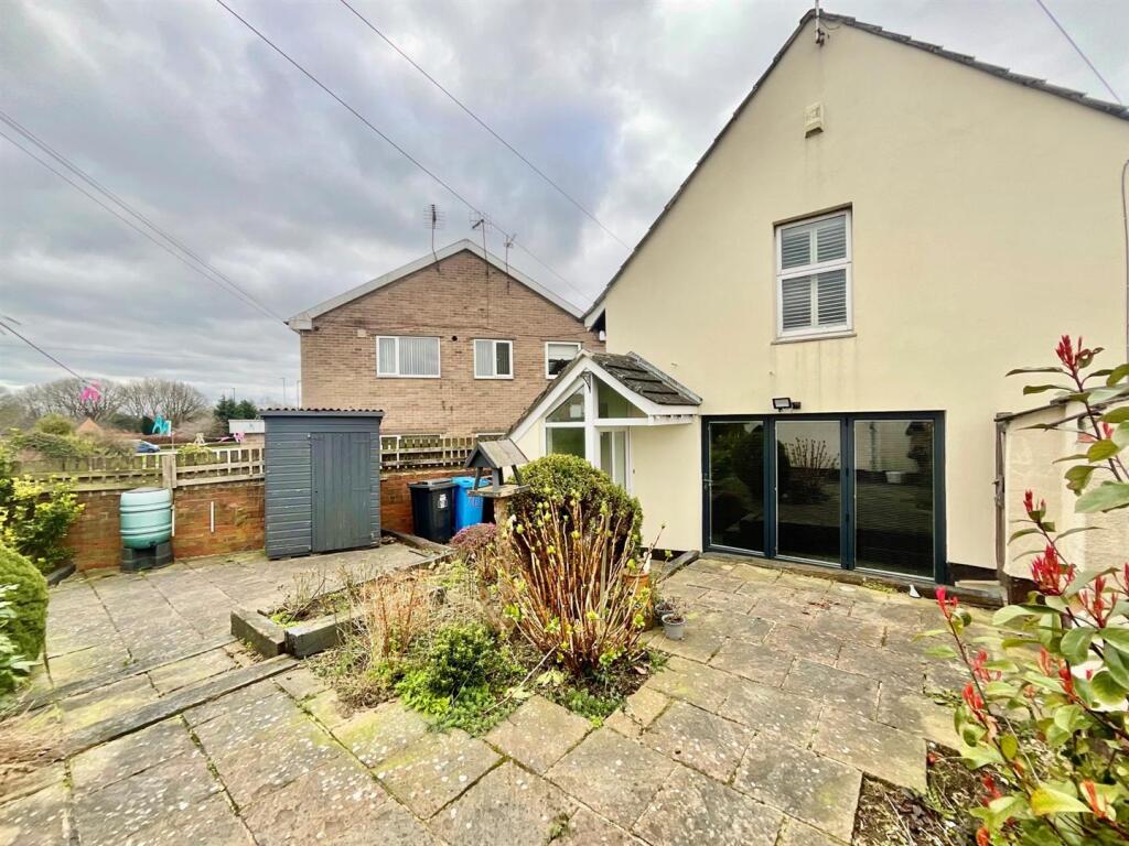 2 bed Mid Terraced House for rent in Sheffield. From 2Roost - Sheffield