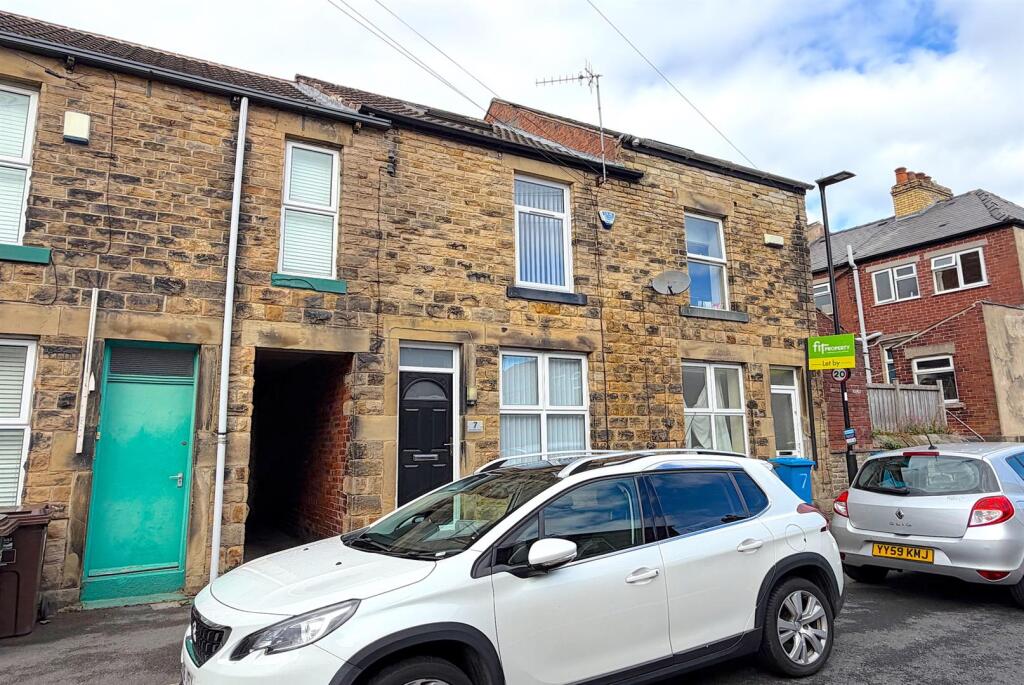 3 bed Mid Terraced House for rent in Sheffield. From 2Roost - Sheffield