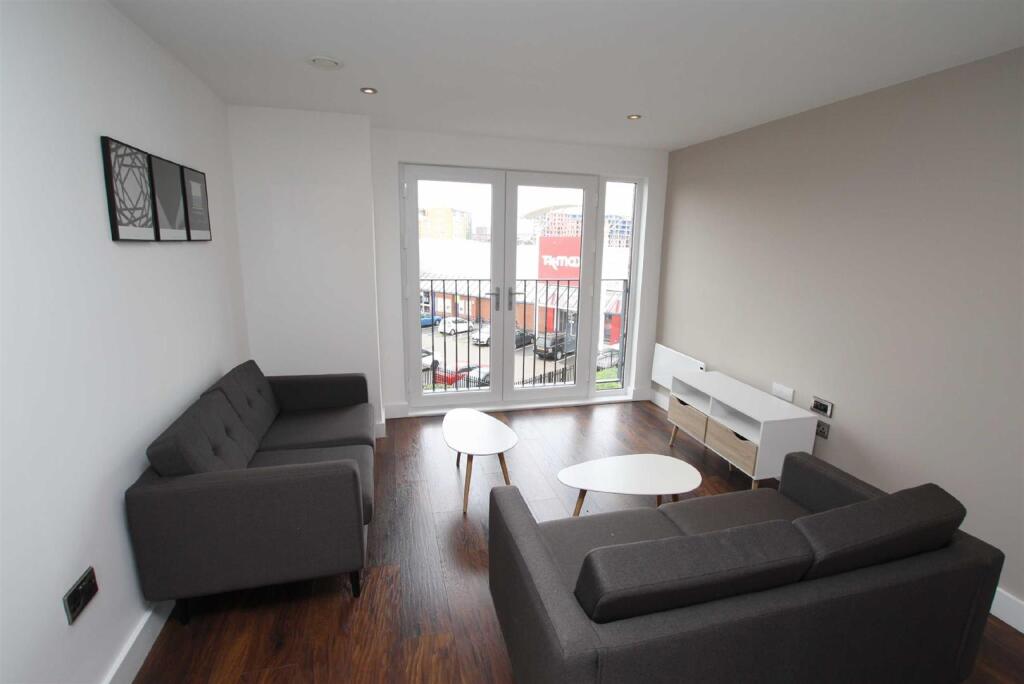 2 bed Apartment for rent in Salford. From Reside - Manchester