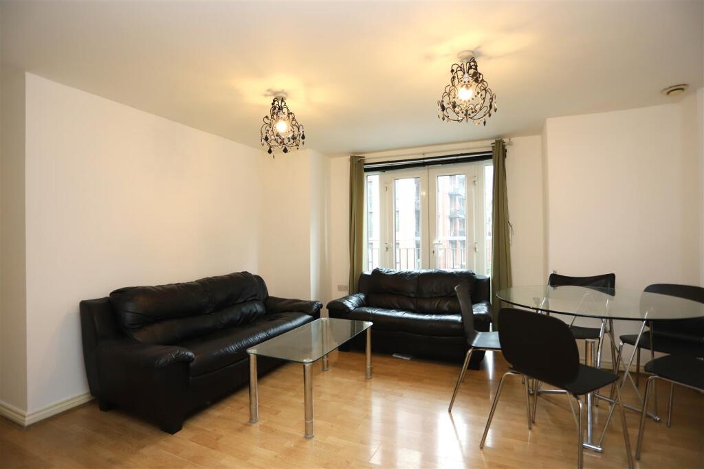 2 bed Apartment for rent in Salford. From Reside - Manchester