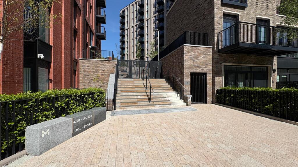 2 bed Apartment for rent in Salford. From Reside - Manchester