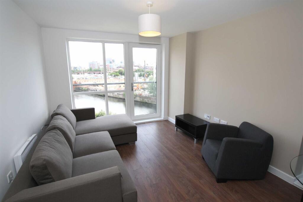 3 bed Apartment for rent in Salford. From Reside - Manchester