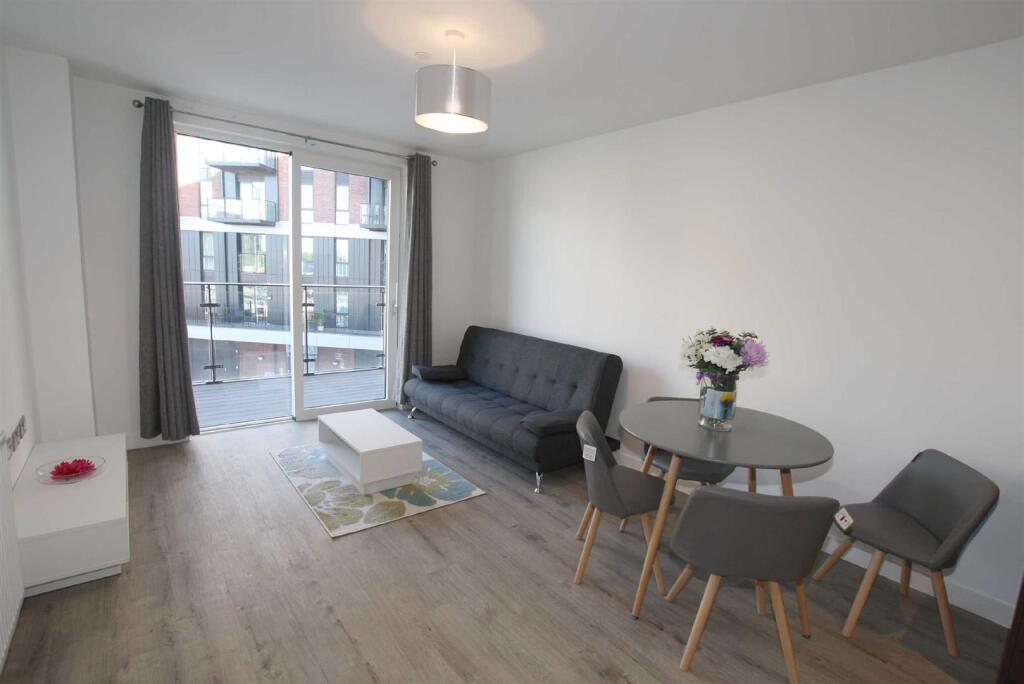1 bed Apartment for rent in Salford. From Reside - Manchester 1 bed Apartment for rent in Salford. From Reside - Manchester