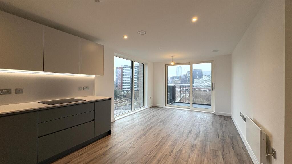 2 bed Apartment for rent in Salford. From Reside - Manchester