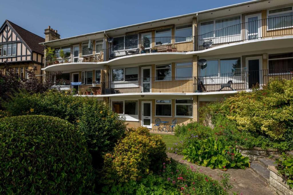 2 bed Apartment for rent in Upper Swainswick. From Reside Bath Limited - Bath