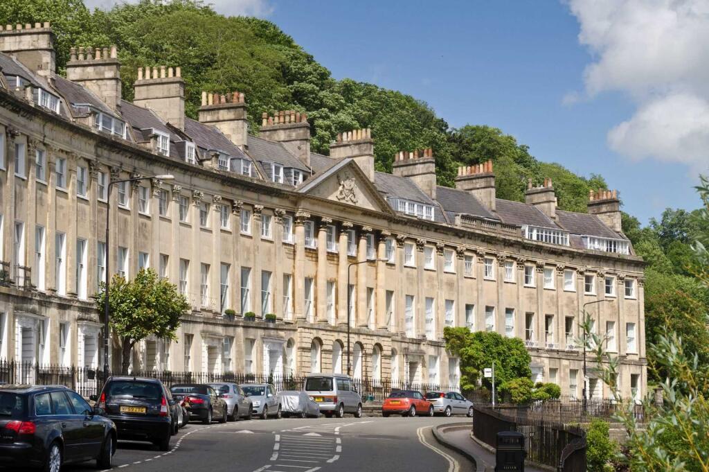 2 bed Apartment for rent in Upper Swainswick. From Reside Bath Limited - Bath