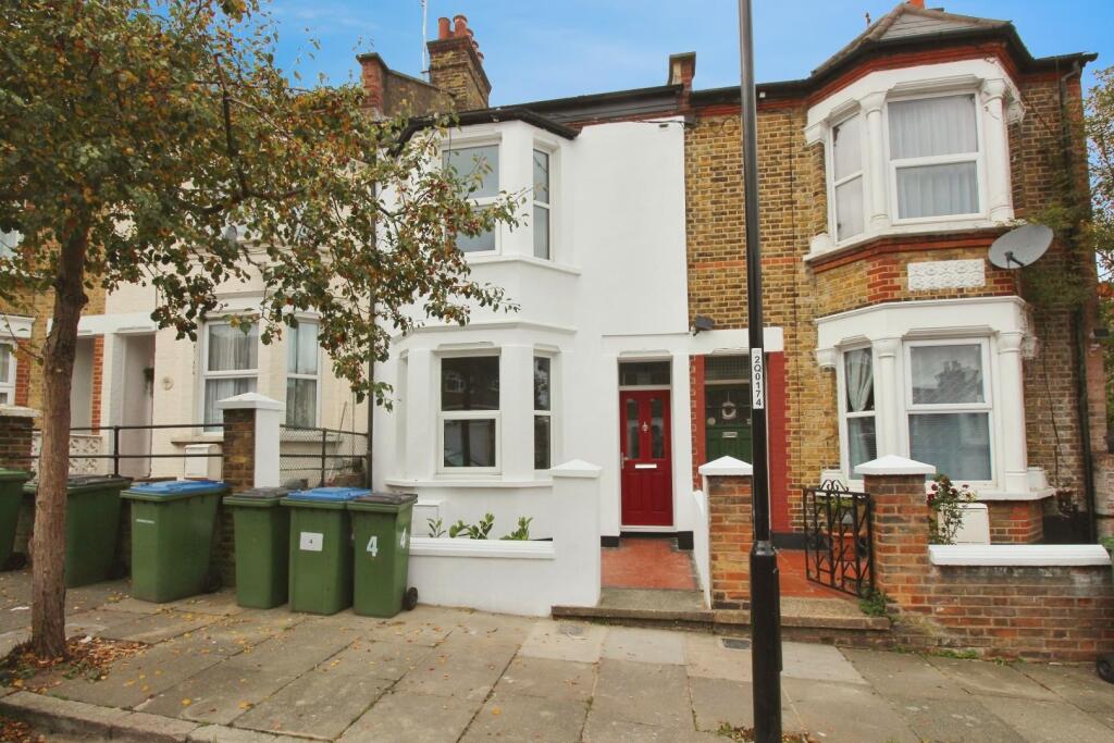 5 bed Mid Terraced House for rent in Woolwich. From Hunters - Abbeywood London 5 bed Mid Terraced House for rent in Woolwich. From Hunters - Abbeywood London