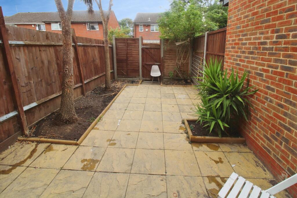 1 bed Detached for rent in London. From Hunters - Abbeywood London 1 bed Detached for rent in London. From Hunters - Abbeywood London