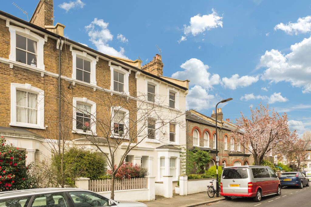 2 bed Flat for rent in Chiswick. From John D Wood & Co - Chiswick