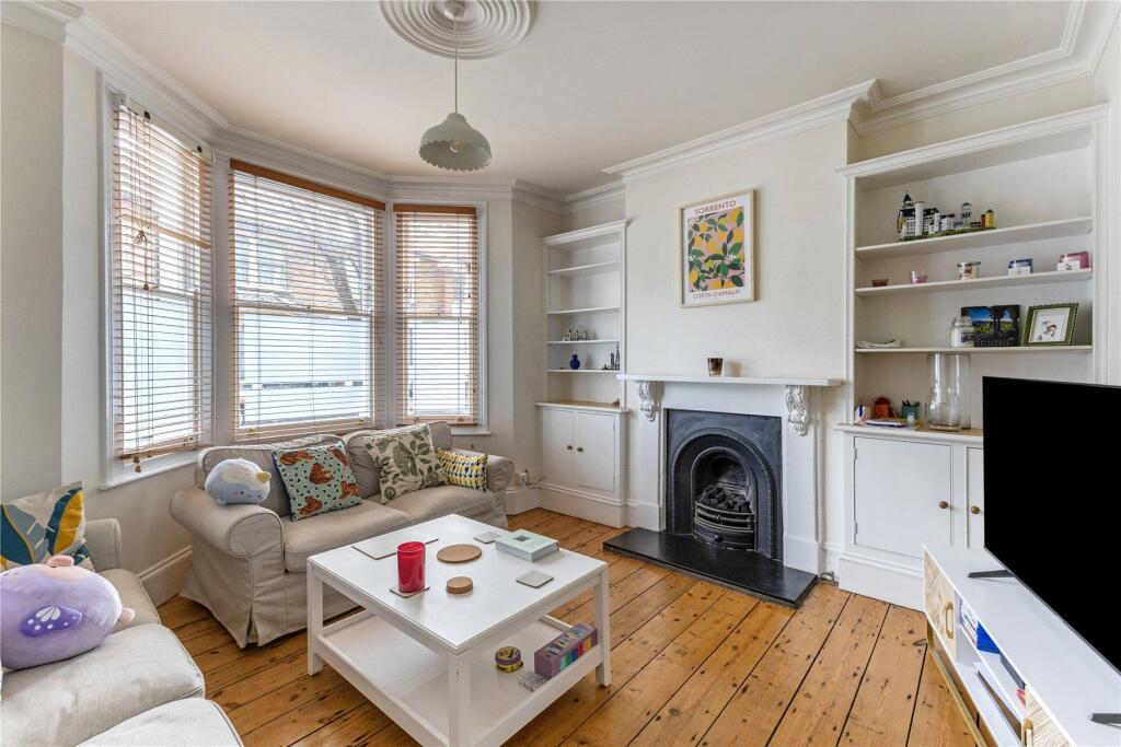3 bed Mid Terraced House for rent in London. From John D Wood & Co. Sales - Chiswick